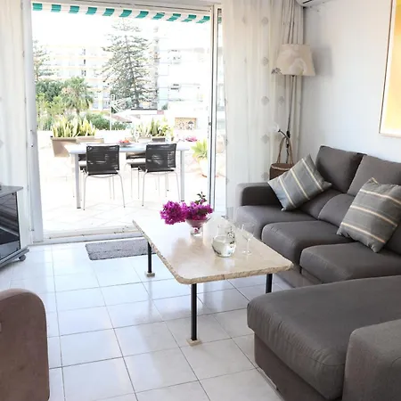Fuengirola, Torreblanca Sea Views Appartement *